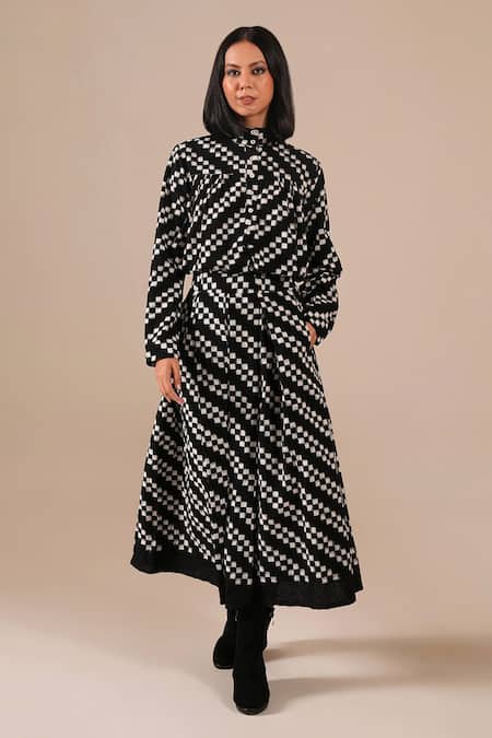 Indigo Dreams Handwoven Ikat Top With Skirt 