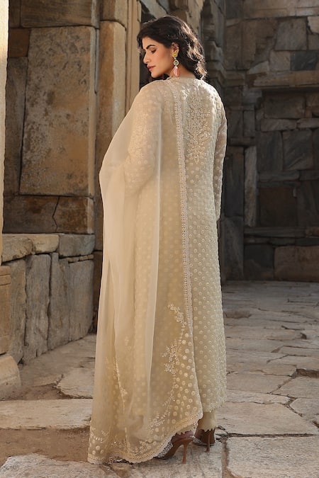 Label Niti Bothra Aari Embroidered Kurta Set 