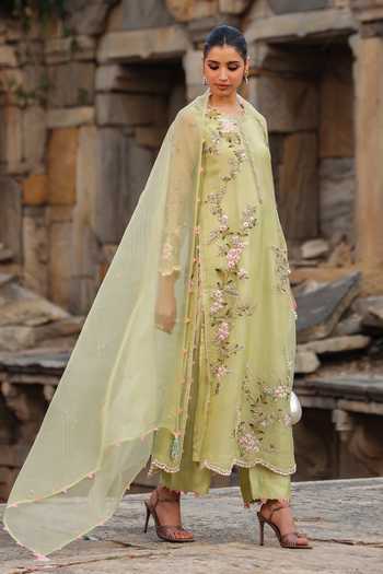 Label Niti Bothra_Green Silk, Organza, Tencel Pearls, Zari Round Floral Embroidered Kurta Set _Online_at_Aza_Fashions