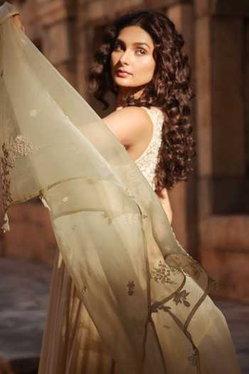Buy_Label Niti Bothra_Ivory Silk, Modal, Organza Pearls, Applique, Embroidery V-neck Anarkali Set _Online_at_Aza_Fashions