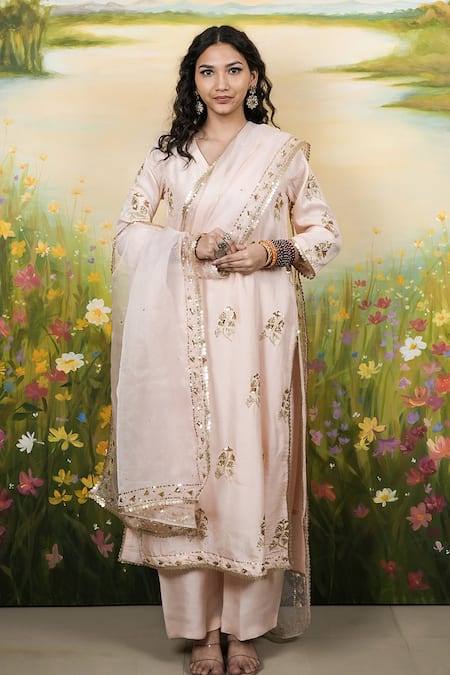 Gulabo Jaipur Shyra Embroidered Straight Kurta Set 