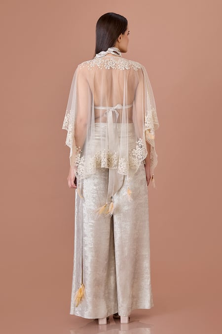 Dilnaz Resham Border Embroidered Kaftan 