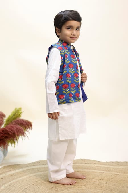 Buy_Kalp_Blue Cotton Royal Bloom Print Bundi Kurta Set _Online_at_Aza_Fashions