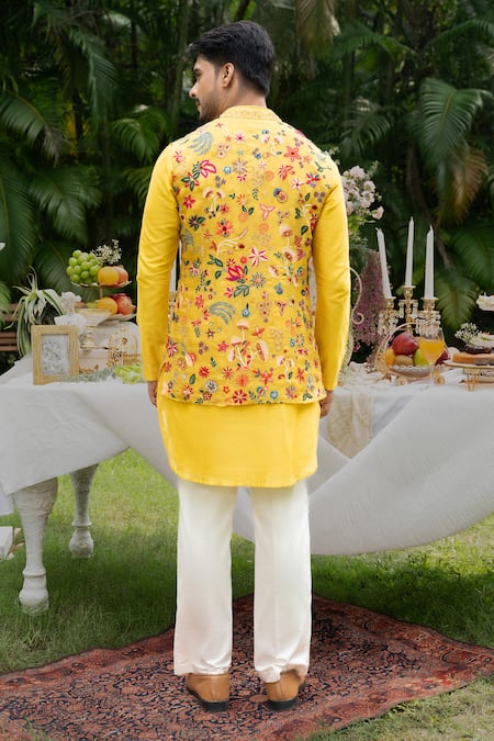 PAARSH The Vasant Mosaic Embroidered Bundi Kurta Set 