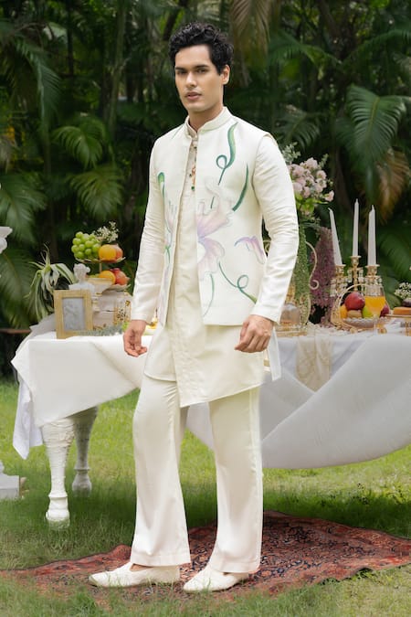 PAARSH_Ivory Chanderi Beads Chivar Pattern Bundi Kurta Set _at_Aza_Fashions