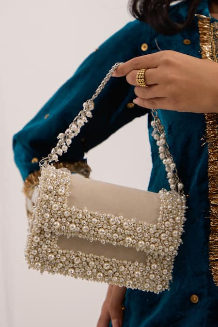 FOREVER NOOR Aurel Pearl Medium Bag 