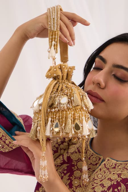 FOREVER NOOR Helia Sienna Bucket Bag 