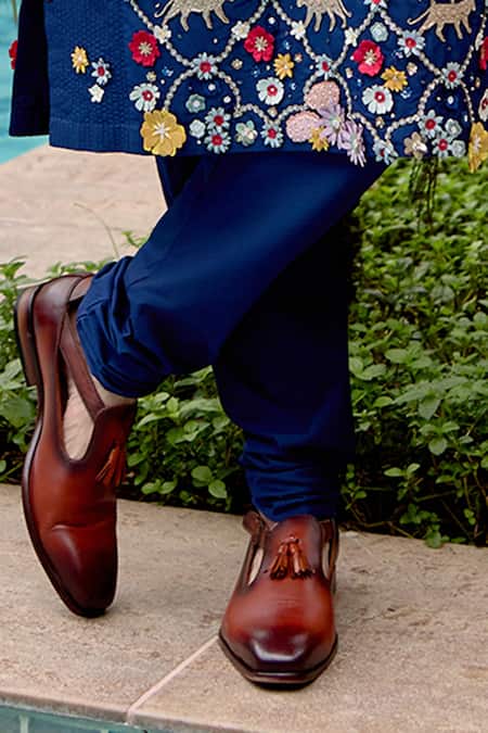 Sahil Kochhar_White Silk Applique, Embroidery Charvaka Kurta Set _Online_at_Aza_Fashions