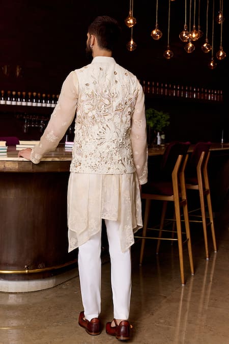 Sahil Kochhar Ramil Applique Hand Embroidered Matka Silk Bundi 