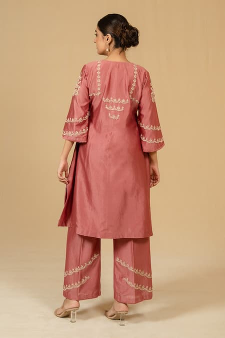 Gaurav katta Embroidered Silk Chanderi Kurta & Pant Set