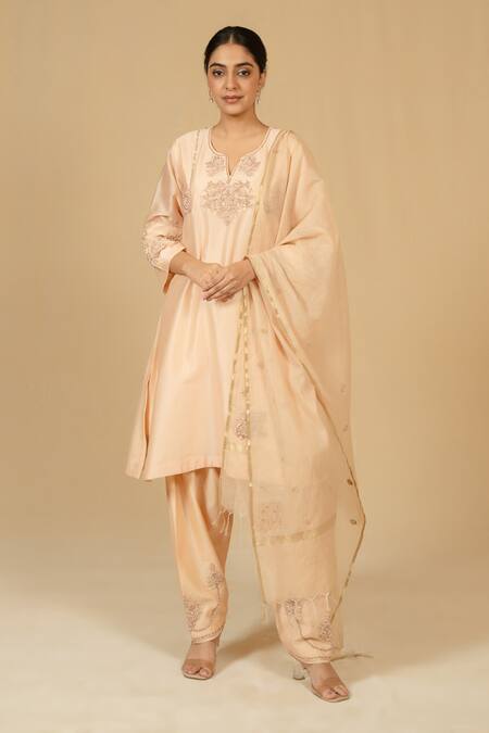 Gaurav katta_Peach Silk, Chanderi Embroidery Split V-neck, Yes Kurta And Pant Set _Online_at_Aza_Fashions
