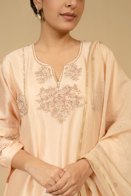 Gaurav katta_Peach Silk, Chanderi Embroidery Split V-neck, Yes Kurta And Pant Set _at_Aza_Fashions