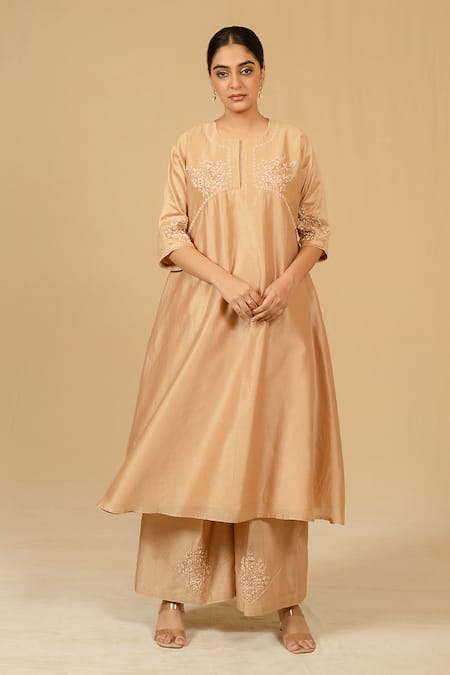 Gaurav katta Embroidered Silk Chanderi Kurta & Pant Set