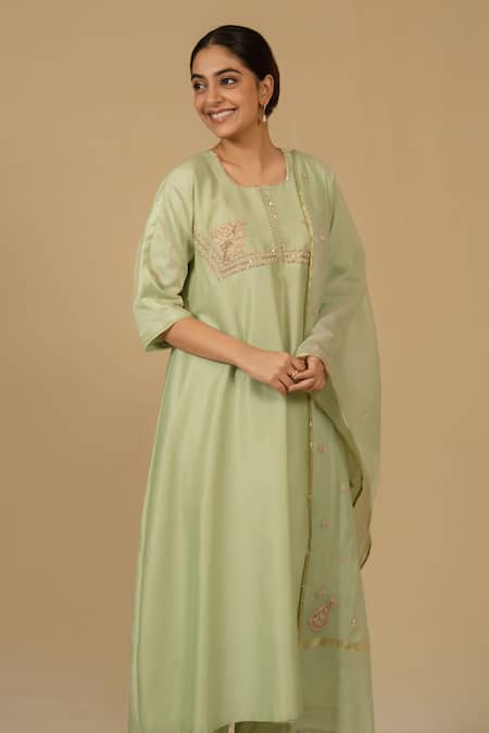 Buy_Gaurav katta_Green Silk, Chanderi Embroidery Square Neck Kurta And Pant Set _Online_at_Aza_Fashions