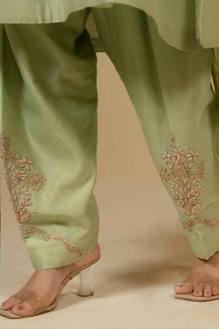 Shop_Gaurav katta_Green Silk, Chanderi Embroidery V-neck Kurta And Pant Set 