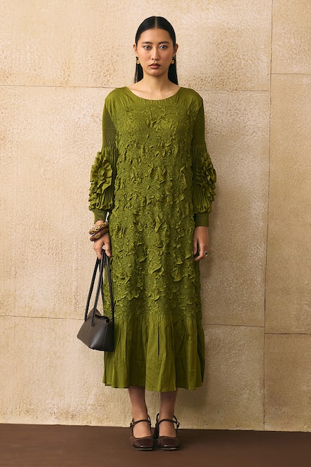 Pleats By Aruni Vallia Textued Pattern Dress 