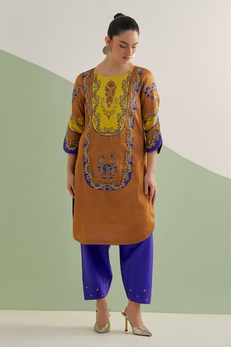 Brahmand By Vertika Kalra Hand Embroidery Tissue & Silk Kurta Set 