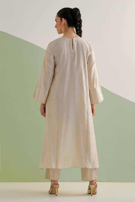 Brahmand By Vertika Kalra Embroidered Yoke Kurta Set 