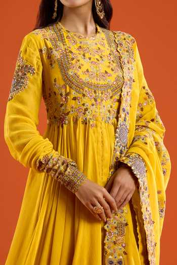 Buy Anamika Khanna Yellow Mirrors, Zari Round Neck Floral Embroidered Anarkali Set Buy_Anamika Khanna_Yellow Mirrors, Zari Round Neck Floral Embroidered Anarkali Set