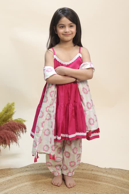 Kalp Rose Petal Bloom Kurta Set 