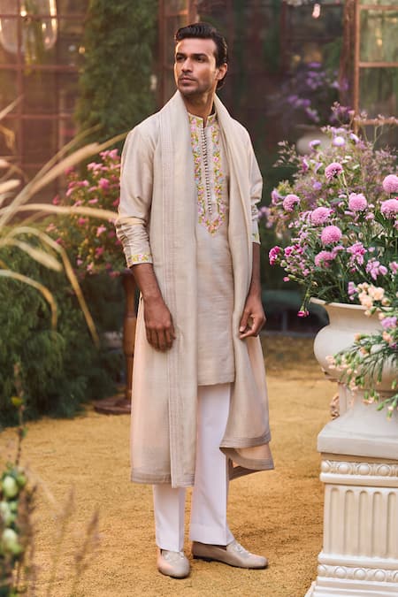 Seema Gujral Embroidered Raw Silk Kurta Set 