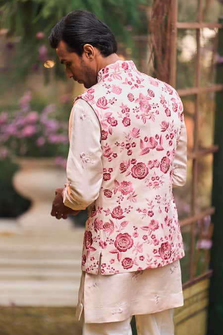 Shop Seema Gujral Pink Satin, Linen Embroidery Floral Pattern Bundi Kurta Set at Aza Fashions Shop_Seema Gujral_Pink Satin, Linen Embroidery Floral Pattern Bundi Kurta Set _at_Aza_Fashions