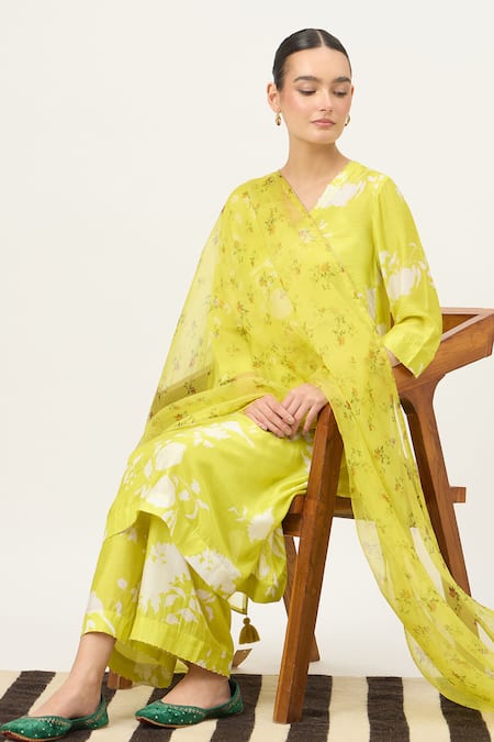 Dot Chintz Print Dupatta 