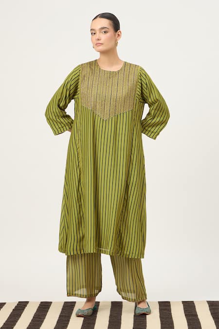 Dot Striped Veena Print Kurta & Pant Set 