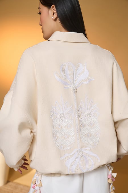 Buy_Masaba_Ivory Cotton Collared Pine Code Handwoven Jacket 