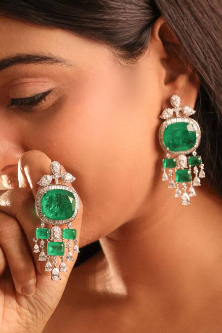 MRJEWELS Exquisite Emerald Imitation Diamond Statement Earrings 