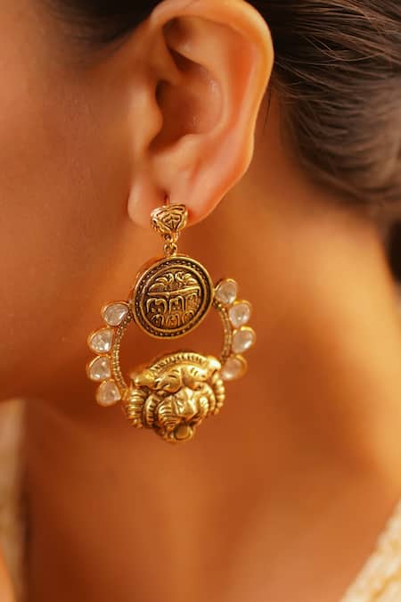 MRJEWELS Sovereign Roar Statement Beaded Pendant Necklace Set 