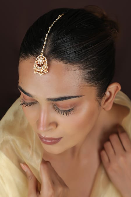 Riana Jewellery Chand-Shaped Maangtikka 
