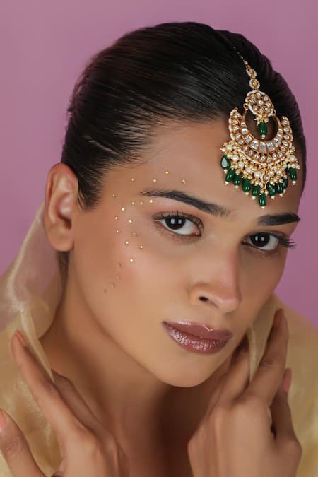 Riana Jewellery Kundan Work Mangtikka 