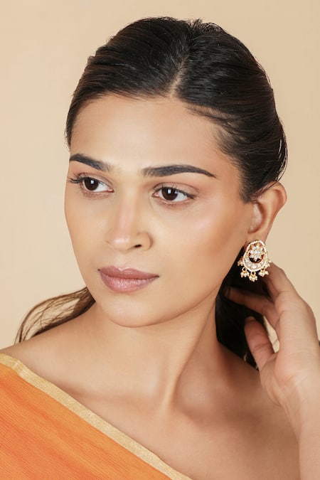 Buy_Riana Jewellery_White Pearls, Stones Floret Cutwork Motif Necklace Set _Online_at_Aza_Fashions