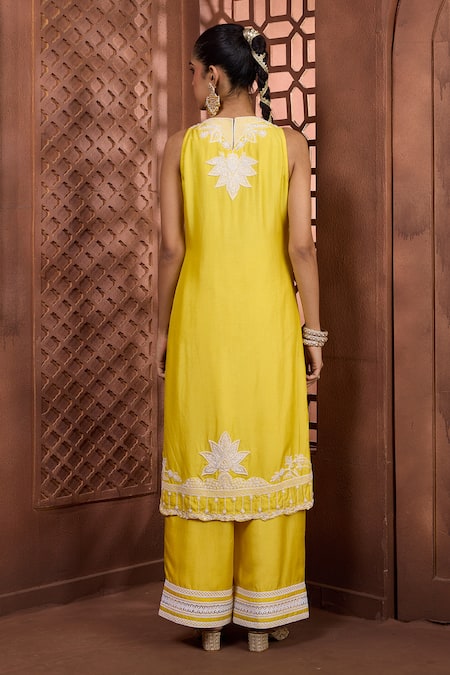 Aneesh Agarwaal Hamsa Pushpa Floral Embroidered Kurta & Trouser Set 