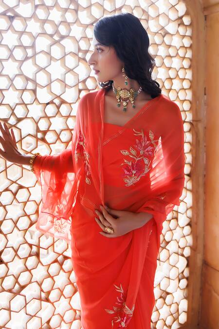 Geroo Jaipur_Peach Chiffon Sequins One Shoulder Motif Embroidered Pre-draped Saree Set _at_Aza_Fashions