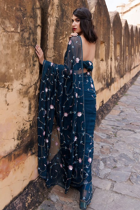 Geroo Jaipur Tubelight Jaal Pre-Draped Saree Set 