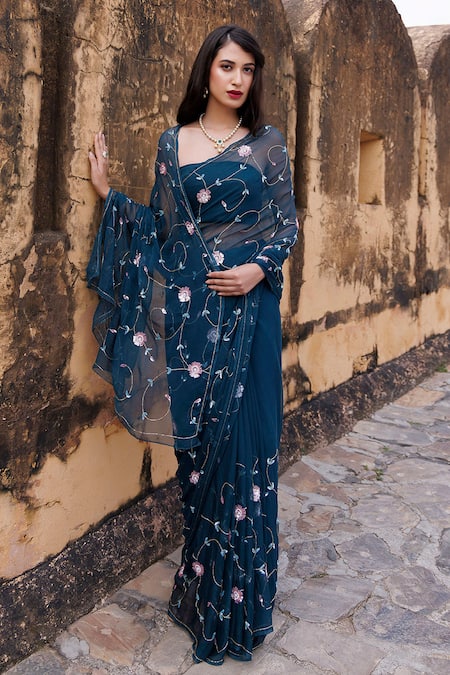 Geroo Jaipur Tubelight Jaal Pre-Draped Saree Set 