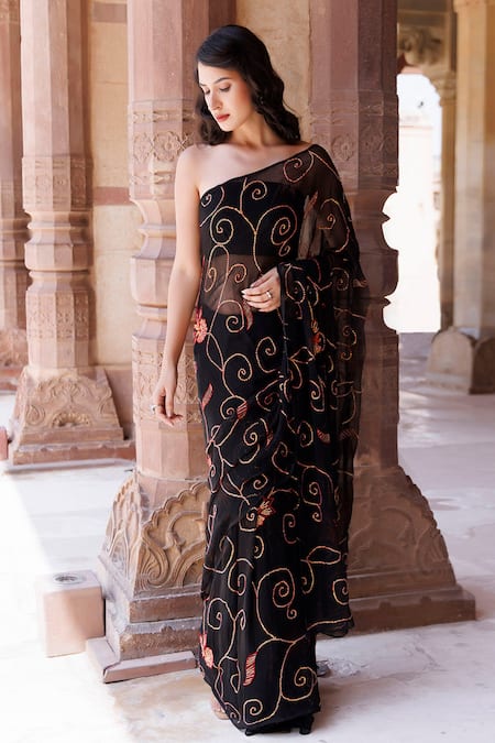 Buy Geroo Jaipur Black Chiffon Sequins One Shoulder Jaal Embroidered Pre-draped Saree Set Online at Aza Fashions Buy_Geroo Jaipur_Black Chiffon Sequins One Shoulder Jaal Embroidered Pre-draped Saree Set _Online_at_Aza_Fashions
