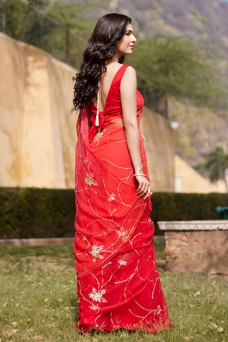 Geroo Jaipur Hand Embroidered Pre-Draped Saree Set 