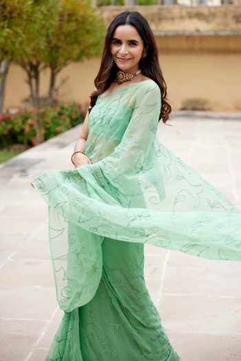 Geroo Jaipur Green Chiffon Sequins Embroidered Pre-draped Saree Set Online at Aza Fashions Geroo Jaipur_Green Chiffon Sequins Embroidered Pre-draped Saree Set _Online_at_Aza_Fashions