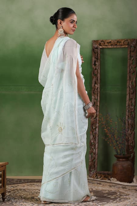 Geroo Jaipur Tubelight Embroidered Pre-Draped Saree Set 