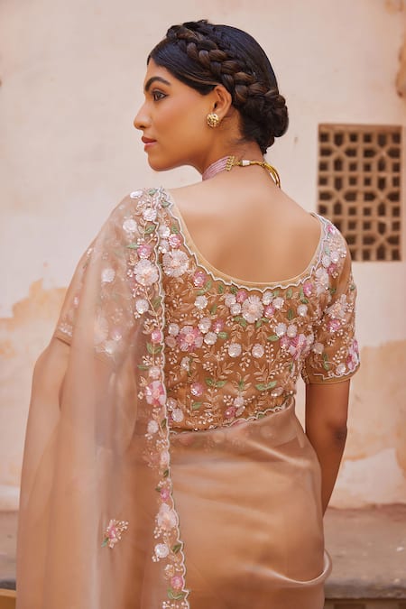 Geroo Jaipur Embroidered Border Pre-Draped Saree Set 