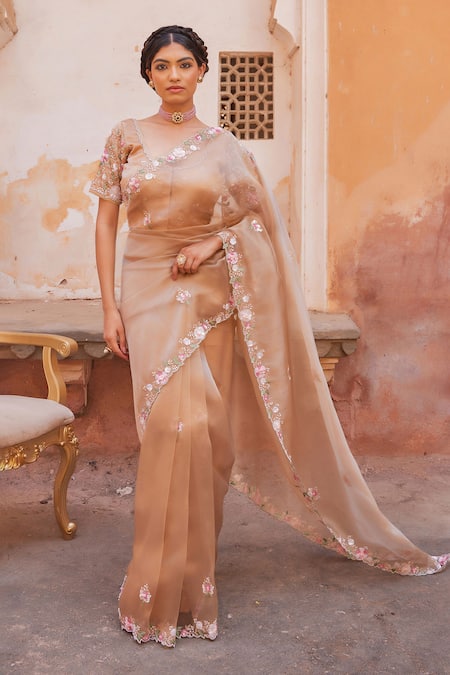 Geroo Jaipur Embroidered Border Pre-Draped Saree Set 