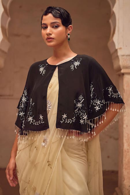 Buy_Geroo Jaipur_Off White Chiffon Sequins One Shoulder Hand Embroidered Pre-draped Saree Set _Online_at_Aza_Fashions