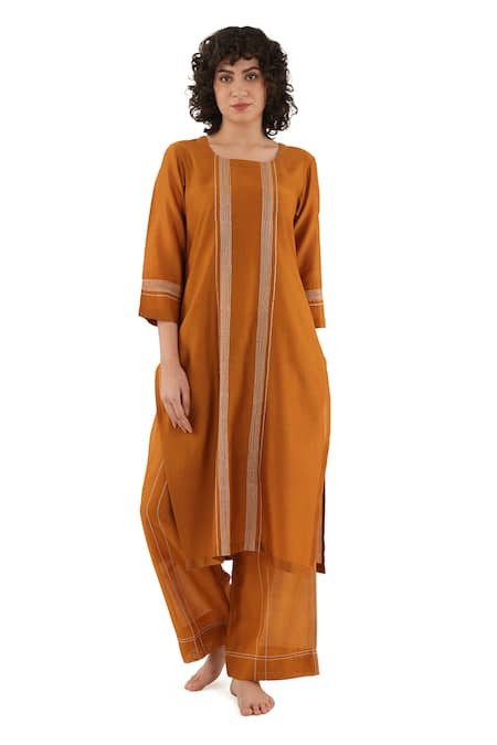 Buy_Khat_Orange Chanderi Silk Embroidery Round Neck Kurta Set 