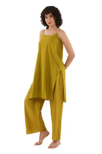 Khat_Olive Green Silk, Cotton Scoop Neck And Chanderi Kurta Set _Online_at_Aza_Fashions
