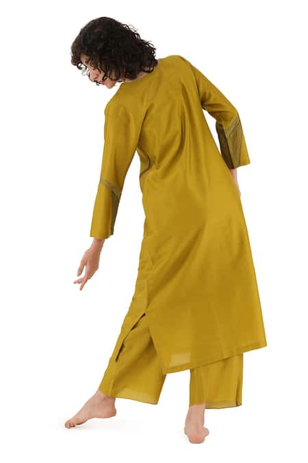 Khat Straight Chanderi Silk Kurta Set 