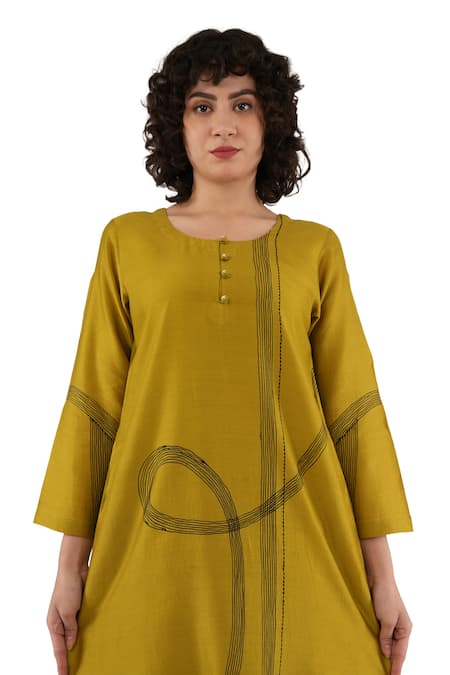 Khat Olive Green Chanderi Silk Embroidery Round Neck Straight Kurta Set Online at Aza Fashions Khat_Olive Green Chanderi Silk Embroidery Round Neck Straight Kurta Set _Online_at_Aza_Fashions