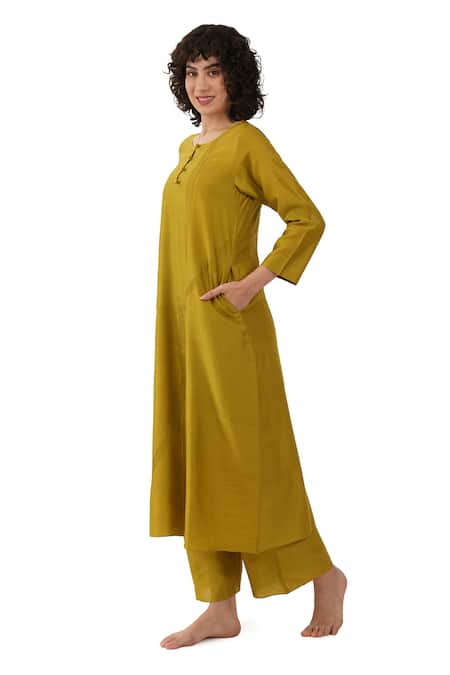 Shop Khat Olive Green Chanderi Silk Embroidery Round Neck Kurta Set Shop_Khat_Olive Green Chanderi Silk Embroidery Round Neck Kurta Set